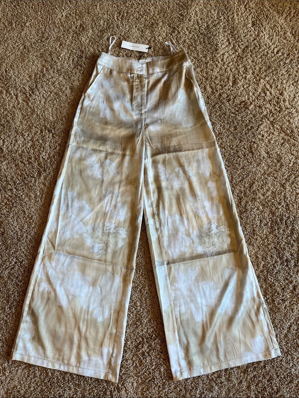 NWT Commense Flowy Pants